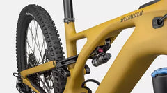 95225-52_LEVO-COMP-CARBON-G3-UL-HRVGLD-OBSD_D4-STTT