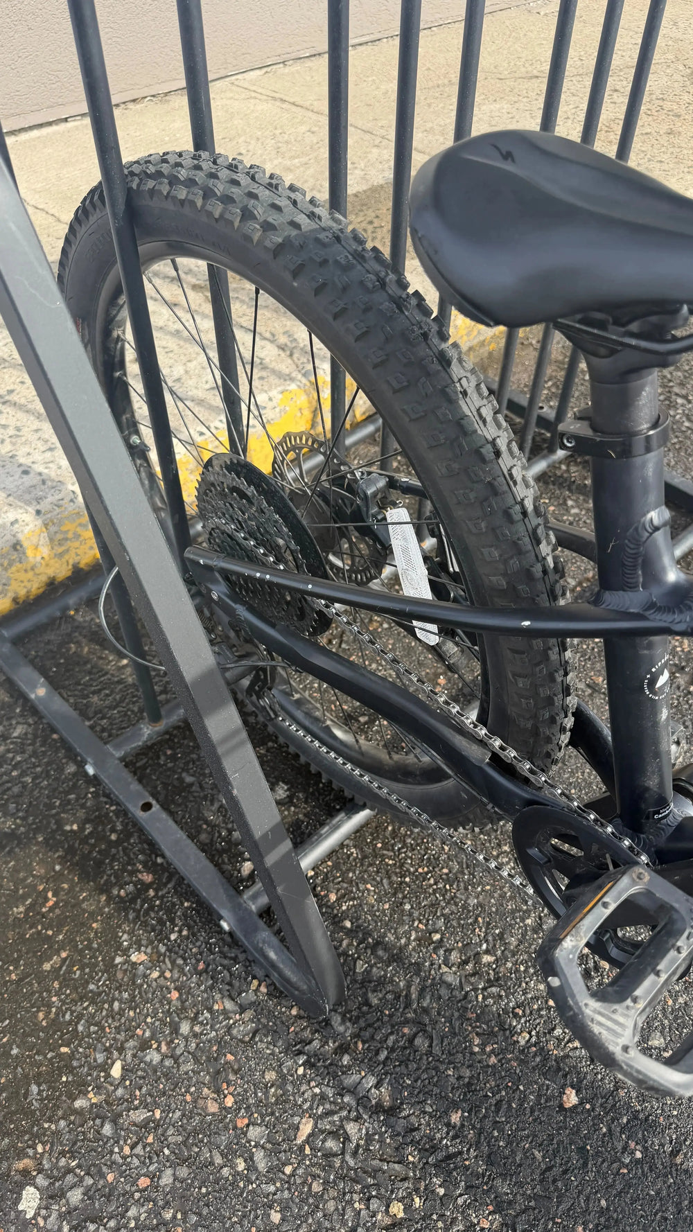 RIPROCK 24 - Cast Black/Smoke Vélo D'occasion certifié Specialized