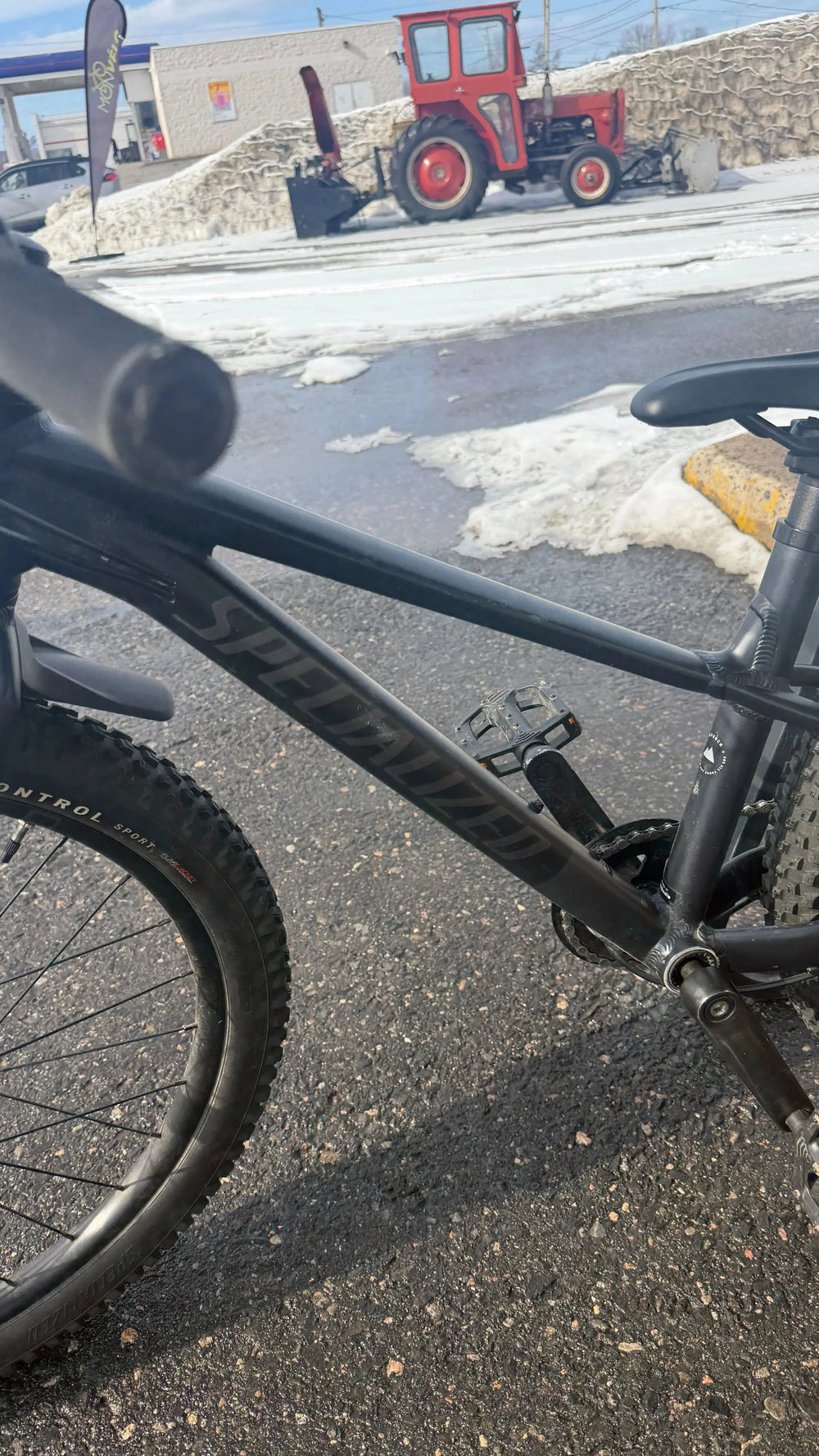 RIPROCK 24 - Cast Black/Smoke Vélo D'occasion certifié Specialized