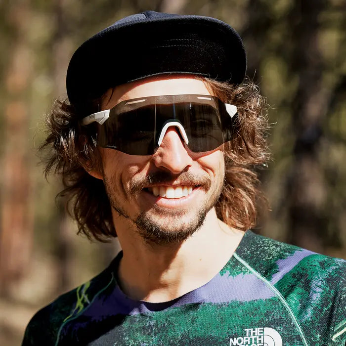 vert-sunglasses_matteBone-cpBlack_ls04