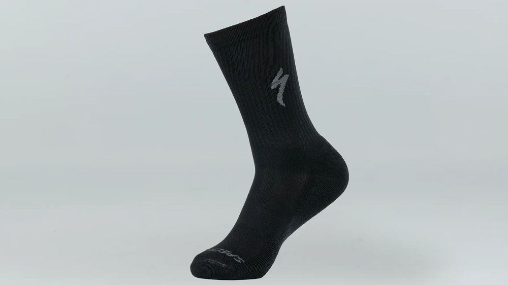64720-760_APP_TECHNO-MTB-TALL-SOCK-BLK-S_HERO