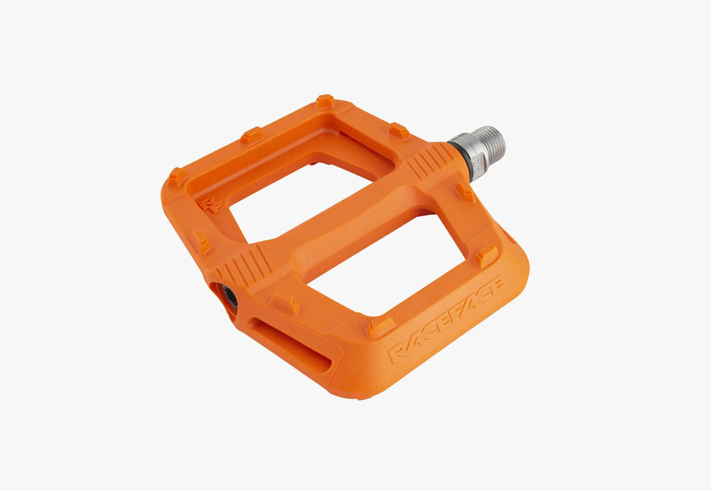 a30176ff20201ee76166ec841c05cdf50e8421b4_ride_pedal_orange_rotation_1_pdp_3x_otpiab