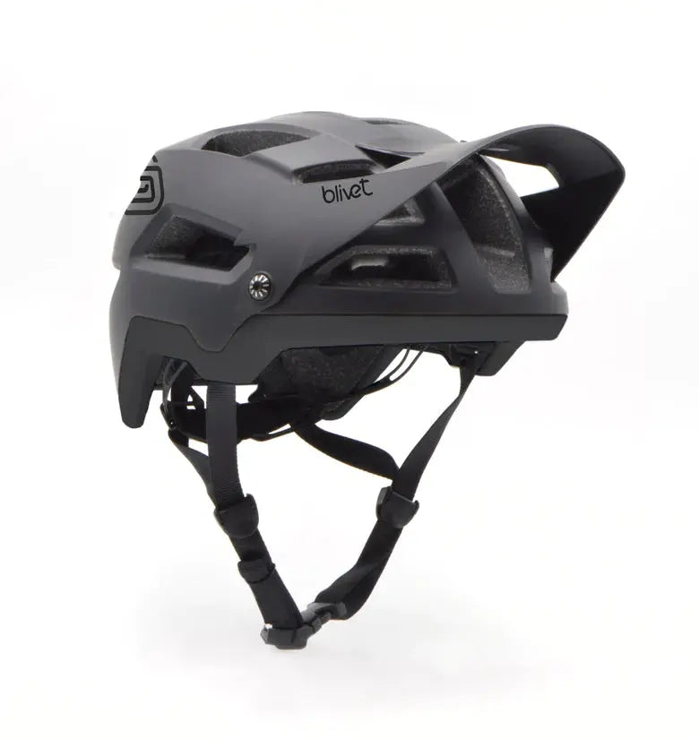 blivet-ketill-helmet-170703_780x825_crop_top