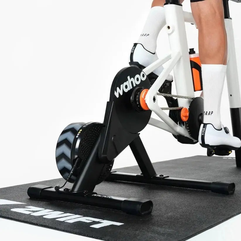 Vélo stationnaire Zwift Ride V2 avec base Core 2